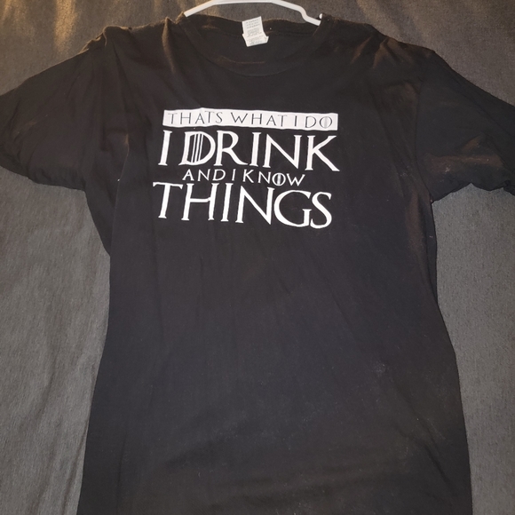 Game Of Thrones I Drink And I Know Things T-Shirt -Large - Black - Picture 1 of 2
